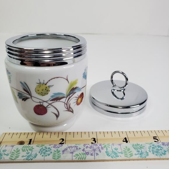 Vintage Royal Worcester King Size Porcelain Egg Coddler Strawberry Fair - Picture 9 of 9
